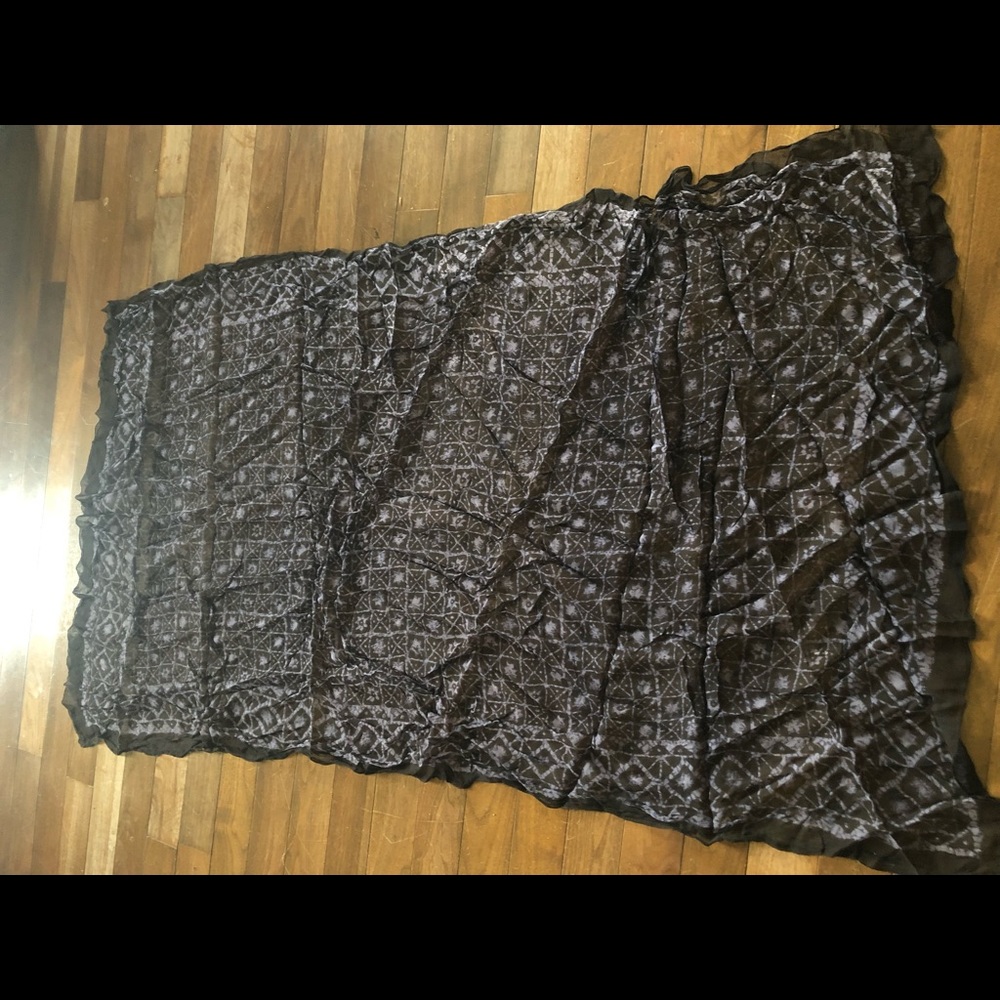 Sarong scarf